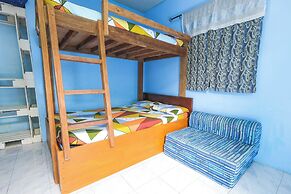 Monaliza Surf Resort