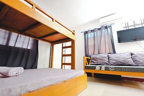 Monaliza Surf Resort