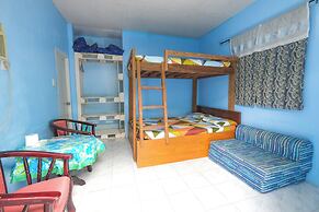 Monaliza Surf Resort