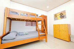 Monaliza Surf Resort