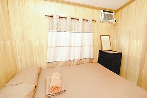 Monaliza Surf Resort