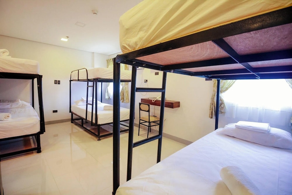 Belltower CSheLi Suites Bantay - Vigan