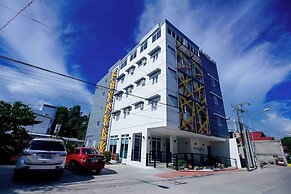 Belltower CSheLi Suites Bantay - Vigan