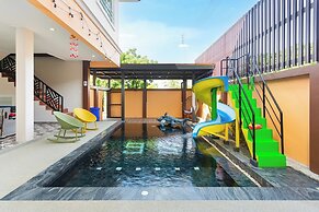 99 Pool Villa