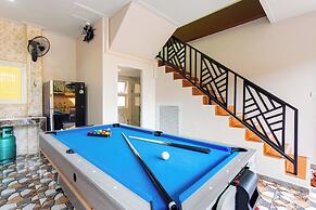 99 Pool Villa