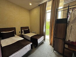 DEV Hotel