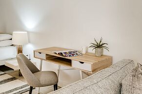 Discover Seaside Charm at Blue Ocean Suite