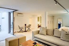 Discover Seaside Charm at Blue Ocean Suite