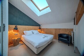 Alpeen Hotel