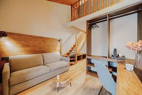 Alpeen Hotel