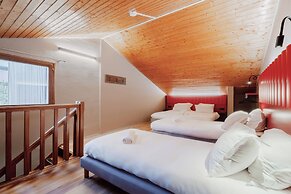 Alpeen Hotel