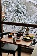 Alpeen Hotel