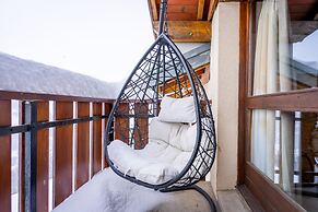 Alpeen Hotel