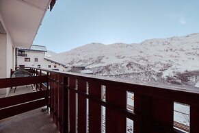 Alpeen Hotel