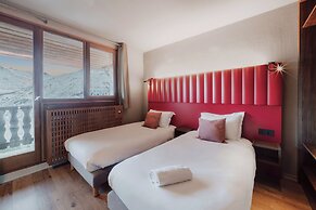 Alpeen Hotel