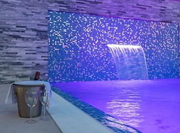 Lorena Stylish Sea View Villa