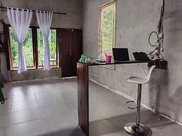 Rumah Lakau