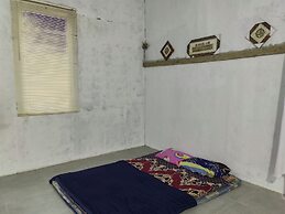 Rumah Lakau