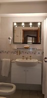 Primacy Hotel