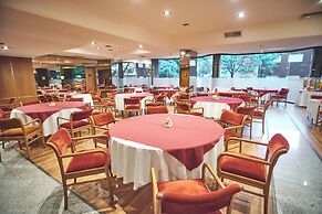Primacy Hotel