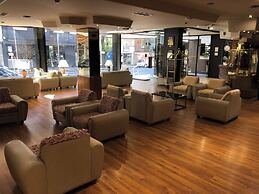 Primacy Hotel