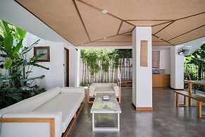 Treetop Villas