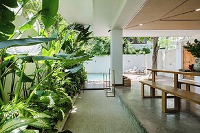 Treetop Villas
