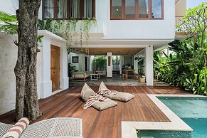 Treetop Villas