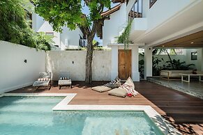 Treetop Villas