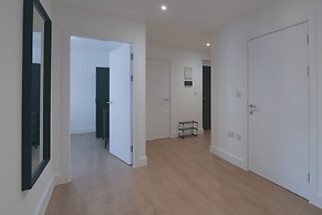 Luxury Manchester Apartment - Orange