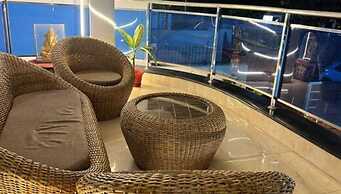 Hotel Awadh Inn