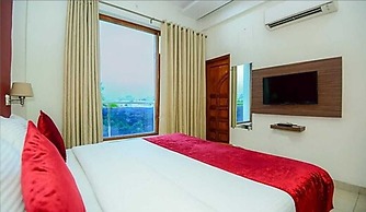 Hotel Awadh Inn