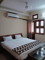 Goroomgo Mourya Inn Madhya pradesh