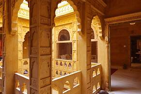 Hotel Garh Meera