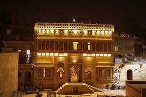 Hotel Garh Meera