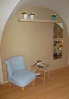 Central House Apartment