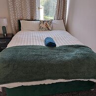 Cozy 4-bed House in Accrington