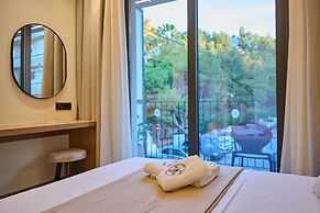 Monarco Executive Rooms