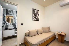 Monarco Executive Rooms