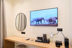Monarco Executive Rooms