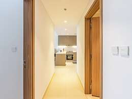 Luxury Meydan Escape Condo with City View