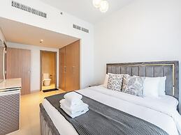 Luxury Meydan Escape Condo with City View