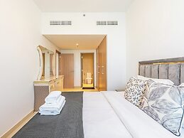Luxury Meydan Escape Condo with City View