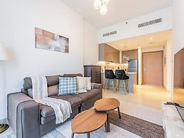 Luxury Meydan Escape Condo with City View