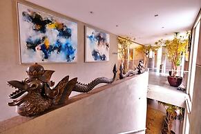 KoenoKoeni Boutique Hotel