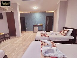 Comfort Sphinx Inn
