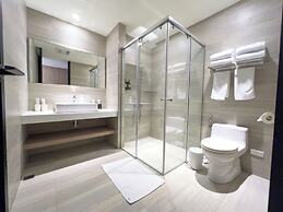 MoonShine Inn