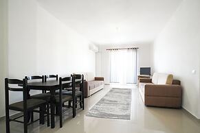 Kalpazo Golemi Plus Apartments
