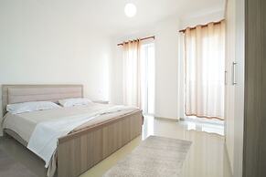 Kalpazo Golemi Plus Apartments