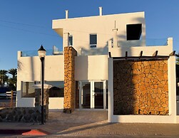 BAJA MIA SUITES AND TOURS